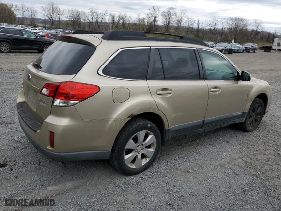 2010 Subaru Outback Premium All-Weather with VIN 4S4BRBCC4A3326041, listed as a Copart auction lot 53399035 with 163,981 mi miles and Clean Title. Bid and sale history available at carsss.com. Image 3.