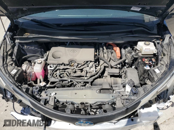 2021 Toyota Sienna XLE with VIN 5TDYSKFC8MS032403, listed as a Copart auction lot 52438625 with 48,738 mi miles and Salvage Title. Bid and sale history available at DreamBid. Image 12.