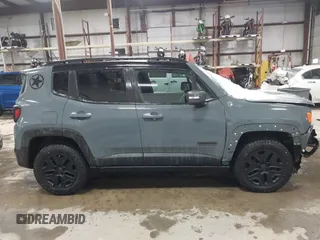 2017 Jeep Renegade Trailhawk z VIN ZACCJBCB4HPE86966, wystawiony jako IAAI lot #41502978 z przebiegiem 144 723 mil mil oraz . Historia ofert i sprzedaży dostępna na DreamBid. Obrazek 13.