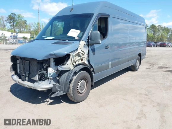 2019 Mercedes-Benz Sprinter Cargo z VIN WD4PF1CD4KT006098, wystawiony jako IAAI lot #42039521 z przebiegiem 80 537 mil mil oraz . Historia ofert i sprzedaży dostępna na DreamBid. Obrazek 17.