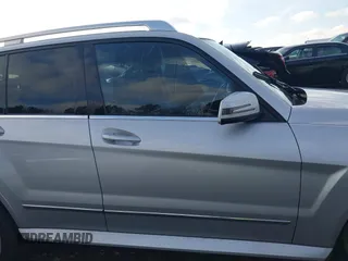 2010 Mercedes-Benz GLK 350 with VIN WDCGG5GB8AF423237, listed as a IAAI auction lot 41534414 with 236,055 mi miles and . Bid and sale history available at DreamBid. Image 12.