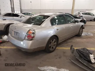 2002 Nissan Altima S with VIN 1N4AL11D22C216832, listed as a IAAI auction lot 41526142 with 1 mi miles. Bid and sale history available at carsss.com. Image 4.