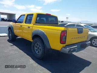 2001 Nissan Frontier SE z VIN 1N6ED27T61C355015, wystawiony jako IAAI lot #42381391 z przebiegiem Nie podano mil oraz . Historia ofert i sprzedaży dostępna na DreamBid. Obrazek 3.
