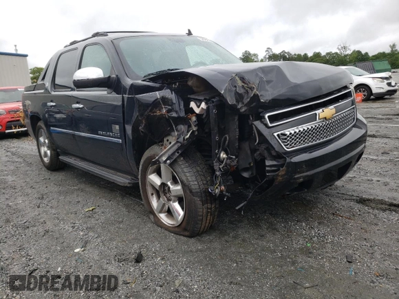 2013 Chevrolet Avalanche LTZ z VIN 3GNMCGE04DG340593, wystawiony jako Copart lot #57984385 z przebiegiem 169 702 mil mil oraz Szkoda całkowita • Salvage title. Historia ofert i sprzedaży dostępna na DreamBid. Obrazek 4.