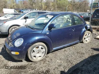2000 Volkswagen Beetle GLS with VIN 3VWCC21C9YM464760, listed as a Copart auction lot 51776355 with 67,937 mi miles and Salvage Title. Bid and sale history available at DreamBid. Image 1.