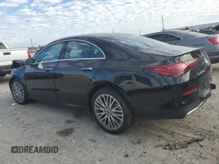 2025 Mercedes-Benz CLA 250 z VIN W1K5J4GB7SN516532, wystawiony jako Copart lot #86814014 z przebiegiem 4 053 mil mil oraz Szkoda całkowita • Salvage title. Historia ofert i sprzedaży dostępna na DreamBid. Obrazek 2.