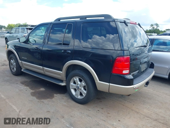 2005 Ford Explorer Eddie Bauer z VIN 1FMZU74K15UB12477, wystawiony jako IAAI lot #42779084 z przebiegiem 229 127 mil mil oraz . Historia ofert i sprzedaży dostępna na DreamBid. Obrazek 3.
