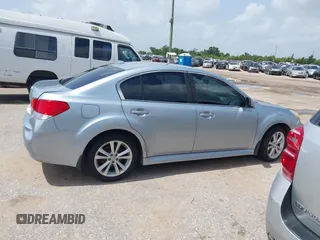 2014 Subaru Legacy Premium z VIN 4S3BMCC66E3026641, wystawiony jako IAAI lot #42621371 z przebiegiem 139 187 mil mil oraz . Historia ofert i sprzedaży dostępna na DreamBid. Obrazek 13.