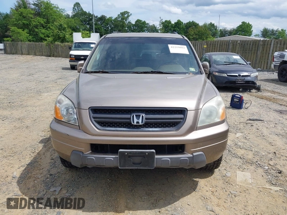 2004 Honda Pilot EX with VIN 2HKYF18434H575250, listed as a IAAI auction lot 42219882 with 196,515 mi miles and . Bid and sale history available at carsss.com. Image 6.