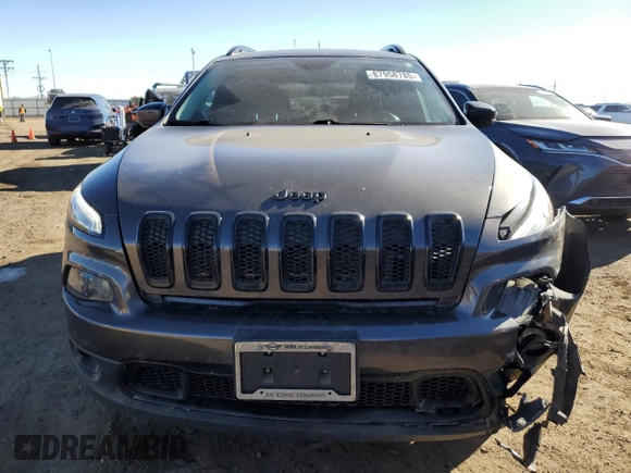2018 Jeep Cherokee Latitude Tech Connect with VIN 1C4PJMCX4JD527240, listed as a Copart auction lot 87958785 with 94,384 mi miles and Salvage title. Bid and sale history available at DreamBid. Image 5.