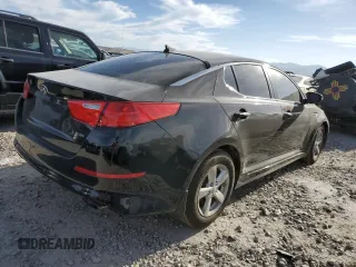 2015 Kia Optima LX z VIN 5XXGM4A76FG517607, wystawiony jako Copart lot #56585135 z przebiegiem 106 702 mil mil oraz Szkoda całkowita • Salvage title. Historia ofert i sprzedaży dostępna na DreamBid. Obrazek 3.