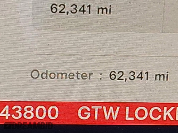 2020 Tesla Model Y Long Range z VIN 5YJYGDEE3LF043800, wystawiony jako IAAI lot #41590220 z przebiegiem 62 341 mil mil oraz . Historia ofert i sprzedaży dostępna na DreamBid. Obrazek 16.