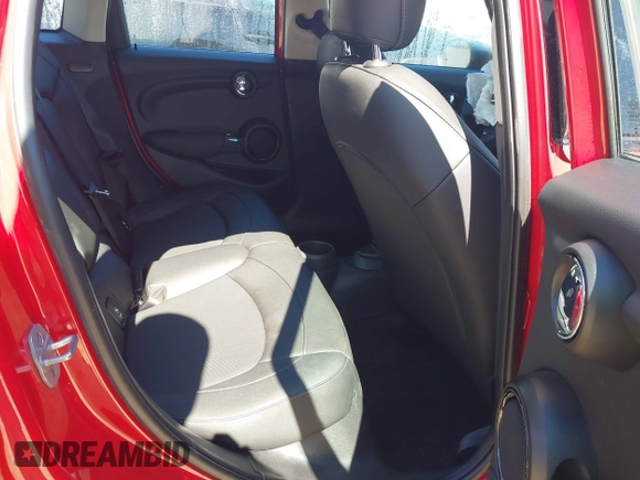 2024 MINI Hardtop 4 Door Cooper Classic with VIN WMW33DK00R2V40133, listed as a IAAI auction lot 41801763 with 9,607 mi miles and . Bid and sale history available at DreamBid. Image 8.
