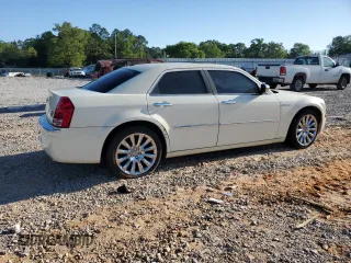 2009 Chrysler 300 with VIN 2C3LA63T59H583018, listed as a Copart auction lot 52827155 with 207,021 mi miles and Clean Title. Bid and sale history available at carsss.com. Image 3.