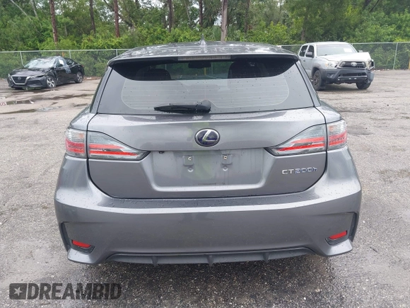 2015 Lexus CT 200h z VIN JTHKD5BH5F2214474, wystawiony jako IAAI lot #42417192 z przebiegiem 104 802 mil mil oraz . Historia ofert i sprzedaży dostępna na DreamBid. Obrazek 16.