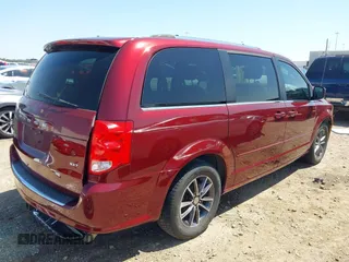 2017 Dodge Grand Caravan SXT with VIN 2C4RDGCG6HR581664, listed as a IAAI auction lot 41986539 with 111,164 mi miles and . Bid and sale history available at DreamBid. Image 4.