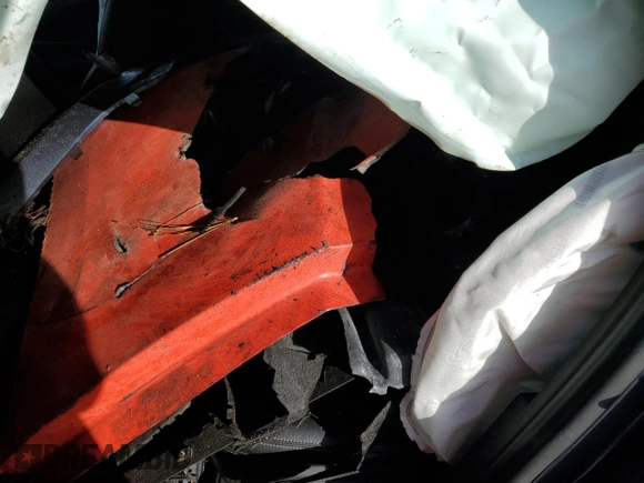 2020 Ford Escape Titanium Hybrid z VIN 1FMCU9DZ4LUC29367, wystawiony jako Copart lot #84709314 z przebiegiem Nie podano mil oraz Nie do naprawy • Non repairable. Historia ofert i sprzedaży dostępna na DreamBid. Obrazek 10.