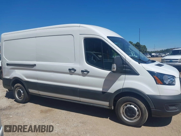 2022 Ford Transit Cargo with VIN 1FTBR1C84NKA76483, listed as a IAAI auction lot 40365786 with 28,854 mi miles and . Bid and sale history available at DreamBid. Image 13.