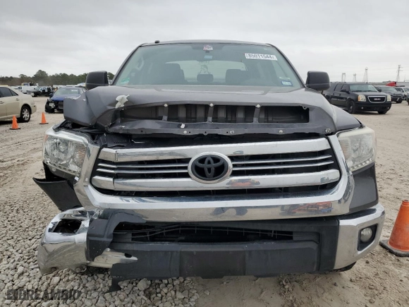 2017 Toyota Tundra 2WD SR5 with VIN 5TFEW5F13HX217997, listed as a Copart auction lot 85011544 with 139,707 mi miles and Salvage Title. Bid and sale history available at carsss.com. Image 5.