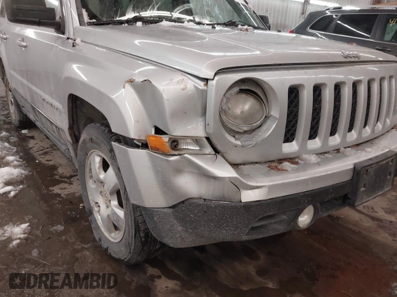 2012 Jeep Patriot Sport with VIN 1C4NJRBB4CD520348, listed as a IAAI auction lot 41378088 with 287,637 mi miles. Bid and sale history available at carsss.com. Image 6.