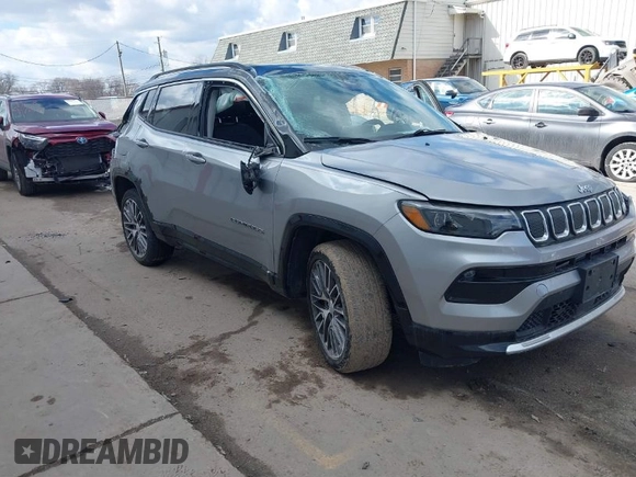 2022 Jeep Compass Limited z VIN 3C4NJDCB8NT115480, wystawiony jako IAAI lot #41677377 z przebiegiem 66 451 mil mil oraz . Historia ofert i sprzedaży dostępna na DreamBid. Obrazek 1.