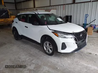 2023 Nissan Kicks S z VIN 3N1CP5BV6PL568560, wystawiony jako IAAI lot #41984194 z przebiegiem 31 766 mil mil oraz . Historia ofert i sprzedaży dostępna na DreamBid. Obrazek 1.