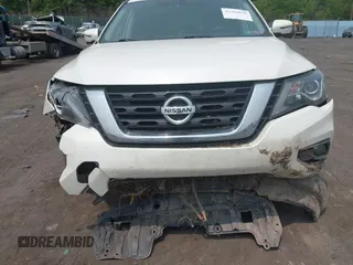 2019 Nissan Pathfinder SV z VIN 5N1DR2MM5KC615110, wystawiony jako IAAI lot #42399030 z przebiegiem 129 844 mil mil oraz . Historia ofert i sprzedaży dostępna na DreamBid. Obrazek 6.