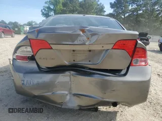 2008 Honda Civic LX z VIN 2HGFA16598H341387, wystawiony jako Copart lot #56383025 z przebiegiem 193 907 mil mil oraz Szkoda całkowita • Salvage title. Historia ofert i sprzedaży dostępna na DreamBid. Obrazek 6.
