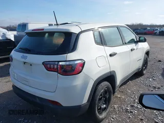 2018 Jeep Compass Sport with VIN 3C4NJCABXJT263332, listed as a IAAI auction lot 41554259 with 91,156 mi miles and . Bid and sale history available at DreamBid. Image 4.