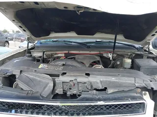 2008 Chevrolet Tahoe 1LT с VIN 1GNFC13018R133979, выставлен на аукционе IAAI как лот 42608904 с пробегом 261 711 миль миль и . История ставок и продаж доступна на DreamBid. Изображение 10.