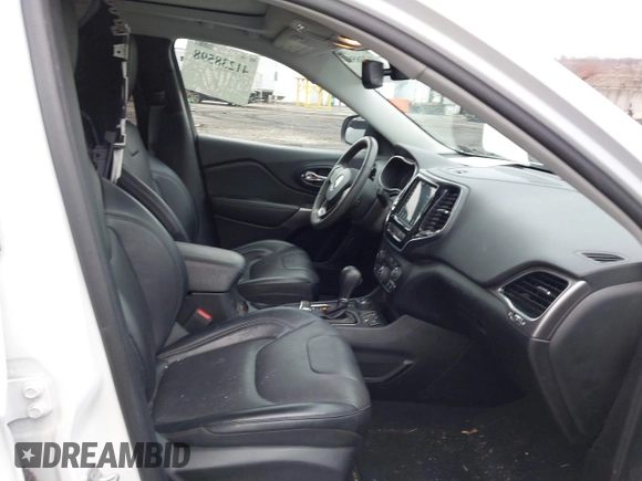 2022 Jeep Cherokee Limited with VIN 1C4PJMDX6ND550698, listed as a IAAI auction lot 41238598 with 18,006 mi miles and . Bid and sale history available at DreamBid. Image 5.