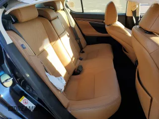 2018 Lexus GS with VIN JTHCZ1BL0JA009761, listed as a Copart auction lot 76051044 with 41,894 mi miles and Salvage Title. Bid and sale history available at carsss.com. Image 10.