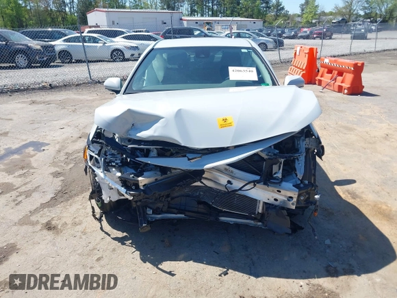 2023 Toyota Camry LE z VIN 4T1C11AK9PU142300, wystawiony jako IAAI lot #42063540 z przebiegiem 34 048 mil mil oraz . Historia ofert i sprzedaży dostępna na DreamBid. Obrazek 12.