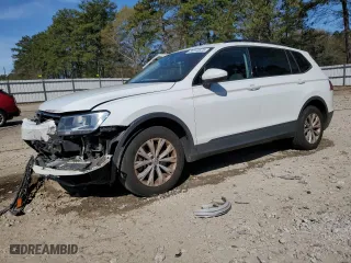 2019 Volkswagen Tiguan S with VIN 3VV1B7AXXKM190538, listed as a Copart auction lot 50244625 with 156,756 mi miles and Salvage Title. Bid and sale history available at carsss.com. Image 1.
