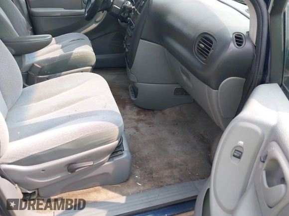 2006 Dodge Grand Caravan SE with VIN 1D4GP24R06B679346, listed as a IAAI auction lot 42382484 with 189,839 mi miles and . Bid and sale history available at DreamBid. Image 5.