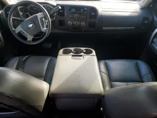 2008 Chevrolet Silverado 3500HD DRW LT w/1LT with VIN 1GCJC33658F150353, listed as a Copart auction lot 85479604 with 151,349 mi miles and Salvage Title. Bid and sale history available at carsss.com. Image 8.