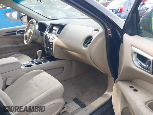 2015 Nissan Pathfinder S with VIN 5N1AR2MN2FC721337, listed as a IAAI auction lot 42120678 with 242,287 mi miles. Bid and sale history available at carsss.com. Image 5.