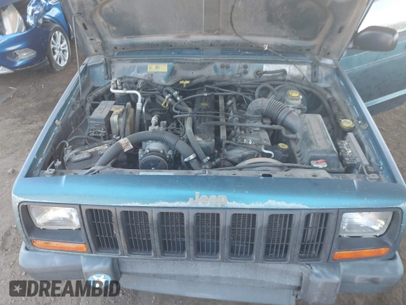 1997 Jeep Cherokee SE with VIN 1J4FT28S6VL527530, listed as a IAAI auction lot 42700148 with 273,412 mi miles and . Bid and sale history available at DreamBid. Image 10.