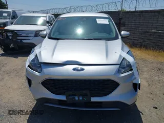 2020 Ford Escape SE с VIN 1FMCU0G68LUA82385, выставлен на аукционе IAAI как лот 42113552 с пробегом 82 771 миль миль и . История ставок и продаж доступна на DreamBid. Изображение 13.