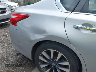 2017 Nissan Altima S z VIN 1N4AL3AP4HC288839, wystawiony jako IAAI lot #42162440 z przebiegiem 222 000 mil mil oraz . Historia ofert i sprzedaży dostępna na DreamBid. Obrazek 6.