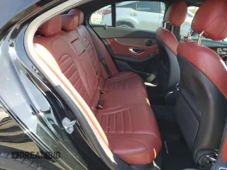 2019 Mercedes-Benz C 300 z VIN 55SWF8DB6KU300132, wystawiony jako Copart lot #62847335 z przebiegiem 82 533 mil mil oraz Szkoda całkowita • Salvage title. Historia ofert i sprzedaży dostępna na DreamBid. Obrazek 10.