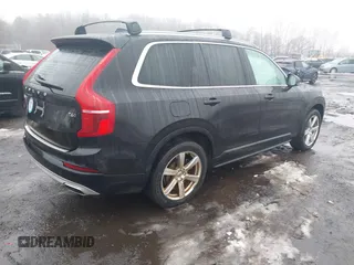 2021 Volvo XC90 Momentum z VIN YV4A22PK5M1711997, wystawiony jako IAAI lot #41548069 z przebiegiem 62 672 mil mil oraz . Historia ofert i sprzedaży dostępna na DreamBid. Obrazek 4.