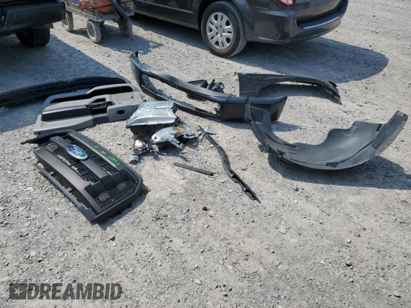 2015 Ford F-150 XLT с VIN 1FTEW1EFXFFC22820, выставлен на аукционе Copart как лот 63268045 с пробегом 187 141 миль миль и Списание • Salvage title. История ставок и продаж доступна на DreamBid. Изображение 12.