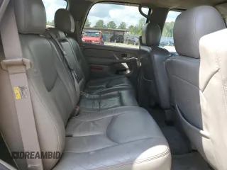2004 Chevrolet Tahoe LT with VIN 1GNEC13Z44R172201, listed as a Copart auction lot 71939834 with 363,416 mi miles and Salvage Title. Bid and sale history available at carsss.com. Image 11.
