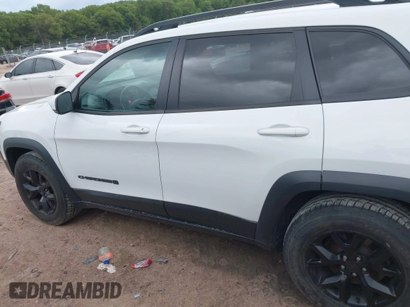 2019 Jeep Cherokee Latitude с VIN 1C4PJMCX9KD476710, выставлен на аукционе IAAI как лот 42447430 с пробегом 136 452 миль миль и . История ставок и продаж доступна на DreamBid. Изображение 14.