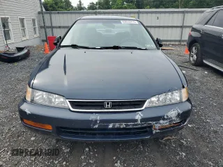 1997 Honda Accord LX with VIN 1HGCD5632VA037747, listed as a Copart auction lot 63532415 with 118,499 mi miles and Salvage title. Bid and sale history available at DreamBid. Image 5.