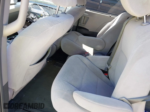 2016 Toyota Sienna LE AAS with VIN 5TDKK3DC8GS728746, listed as a IAAI auction lot 41771751 with 148,774 mi miles. Bid and sale history available at carsss.com. Image 8.