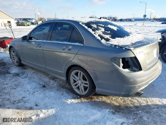 2014 Mercedes-Benz C-Class C 300 Sport with VIN WDDGF8AB4ER319308, listed as a IAAI auction lot 41332807 with 113,148 mi miles. Bid and sale history available at carsss.com. Image 3.