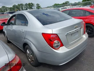 2012 Chevrolet Sonic LT with VIN 1G1JC5SH1C4180400, listed as a IAAI auction lot 42256431 with 188,681 mi miles and . Bid and sale history available at DreamBid. Image 3.