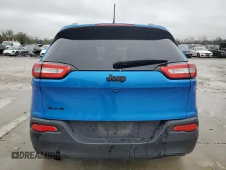 2018 Jeep Cherokee Latitude with VIN 1C4PJMCB6JD575634, listed as a Copart auction lot 51828305 with 58,590 mi miles and Salvage title. Bid and sale history available at DreamBid. Image 6.